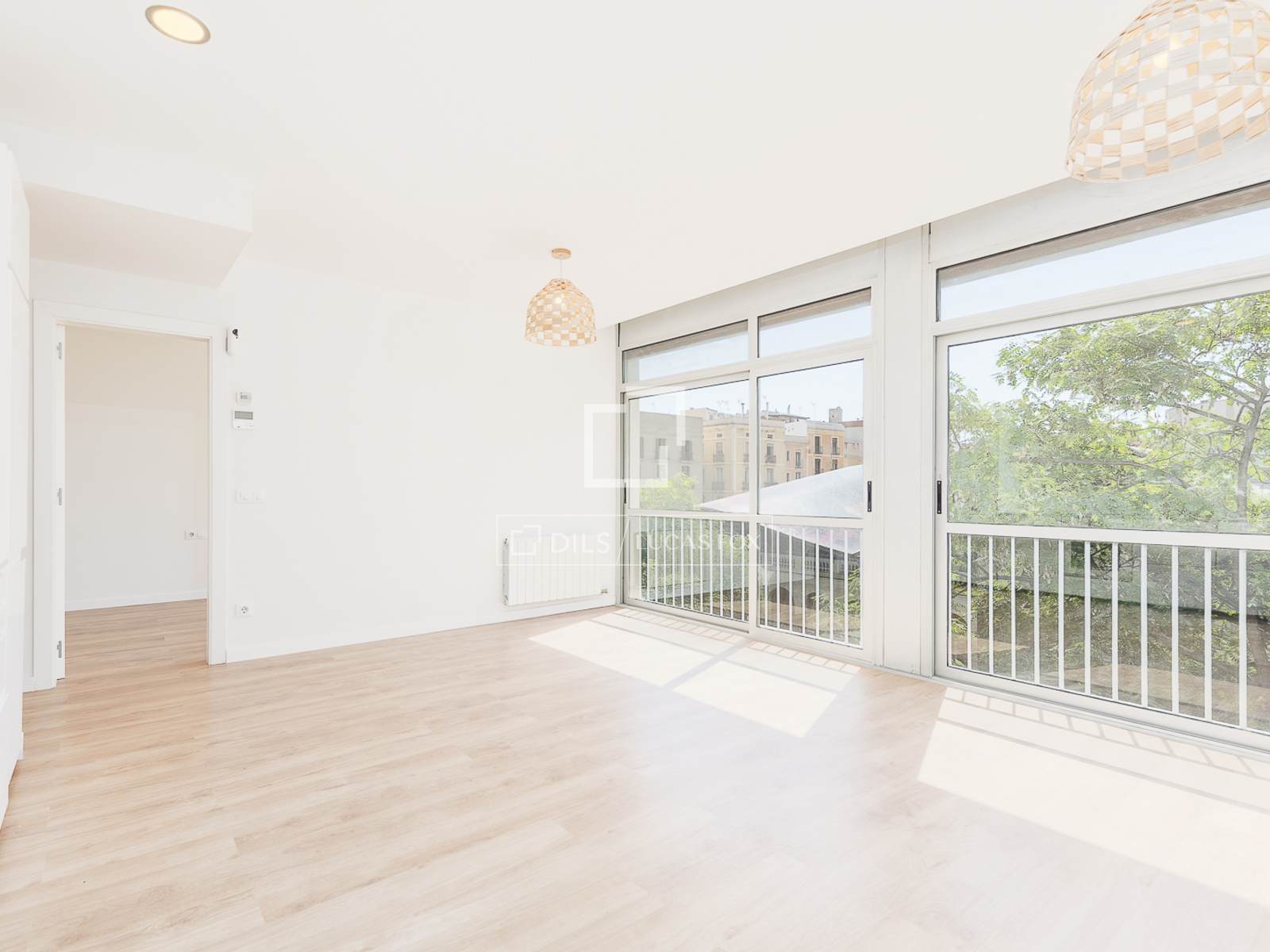 Apartment in Barcelona, Spain 3 bedrooms, 86 sq.m. No. 192725