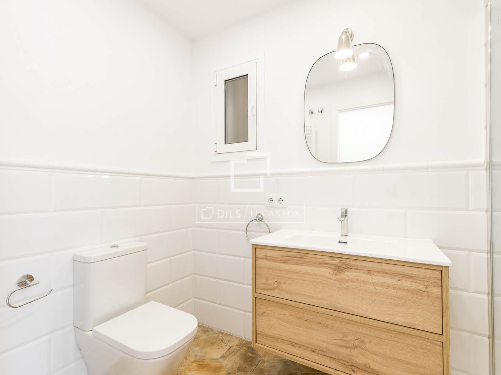 Apartment in Barcelona, Spain 3 bedrooms, 86 sq.m. No. 192725