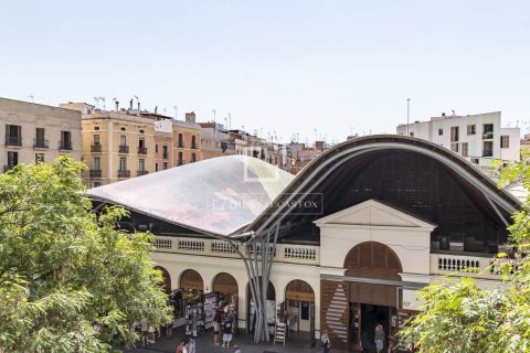 Huoneisto myytävänä Barcelona, Espanja, 3 makuuhuonetta, 86 m2 No. 192725 - kuva 3