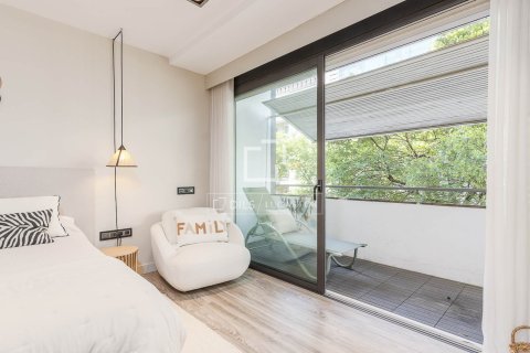 Huoneisto myytävänä Barcelona, Espanja, 3 makuuhuonetta, 263 m2 No. 192722 - kuva 26