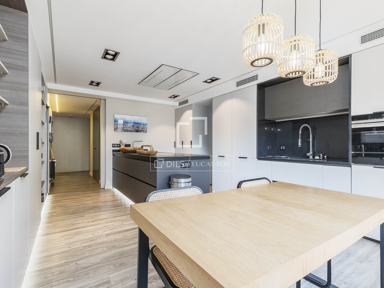 Apartament w Barcelona, Hiszpania 3 sypialnie, 263 mkw. nr 192722