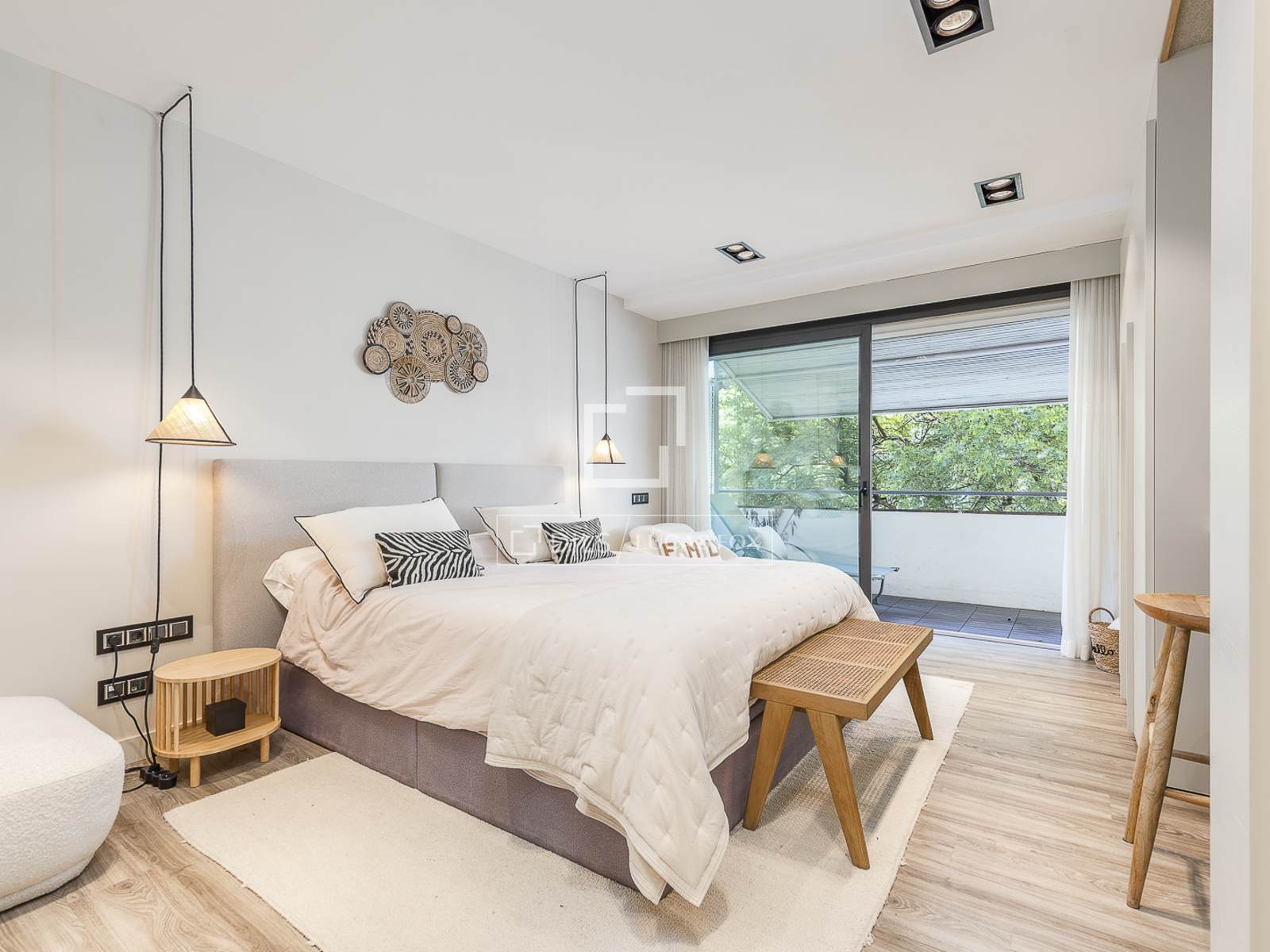 Apartament w Barcelona, Hiszpania 3 sypialnie, 263 mkw. nr 192722