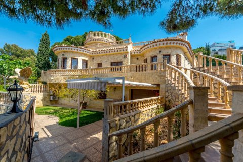 Villa for sale in Dehesa De Campoamor, Alicante, Spain 4 bedrooms, 280 sq.m. No. 189605 - photo 28
