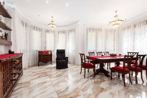 Villa for sale in Dehesa De Campoamor, Alicante, Spain 4 bedrooms, 280 sq.m. No. 189605 - photo 7