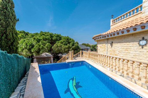 Villa for sale in Dehesa De Campoamor, Alicante, Spain 4 bedrooms, 280 sq.m. No. 189605 - photo 29