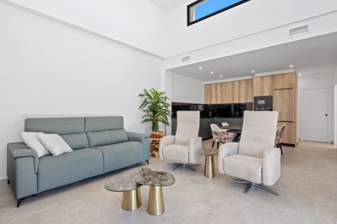 Villa pārdošanā Daya Nueva, Alicante, Spānijā 3 istabas, 128 m2 Nr. 189606 - attēls 2