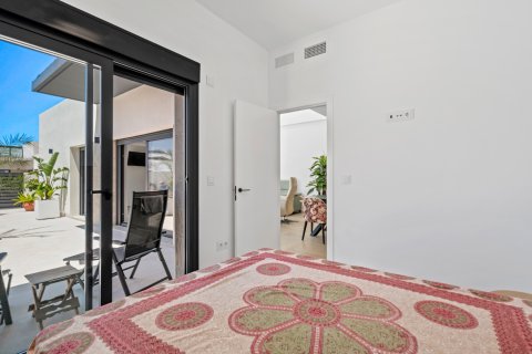 Villa pārdošanā Daya Nueva, Alicante, Spānijā 3 istabas, 128 m2 Nr. 189606 - attēls 23