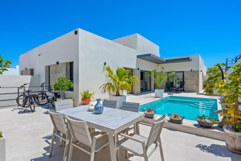 Villa Daya Nueva, Alicante, Spānijā 3 istabas, 128 m2 Nr. 189606
