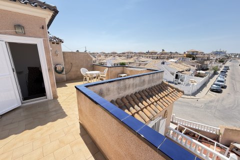 Radhus till salu i La Zenia, Alicante, Spanien 2 sovrum, 90 kvm. Nr. 189724 - foto 29
