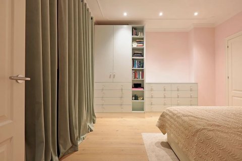 Apartamento en venta en Barcelona, España 3 dormitorios, No. 140948 - foto 22