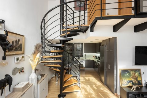 Apartamento en venta en Barcelona, España 3 dormitorios, No. 140949 - foto 24