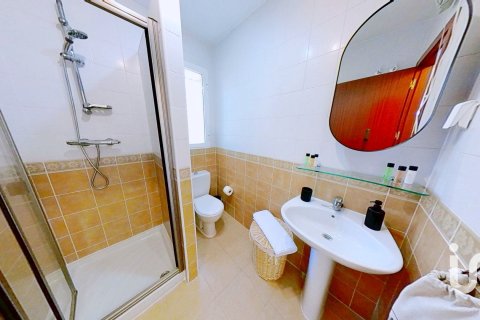 Huoneisto myytävänä Monforte del Cid, Alicante, Espanja, 2 makuuhuonetta, 90 m2 No. 153223 - kuva 6