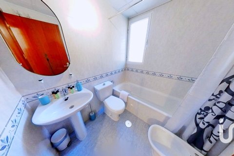 Huoneisto myytävänä Monforte del Cid, Alicante, Espanja, 2 makuuhuonetta, 90 m2 No. 153223 - kuva 7