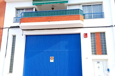 Talo myytävänä Mora d'Ebre, Tarragona, Espanja, 3 makuuhuonetta, 490 m2 No. 153221 - kuva 6