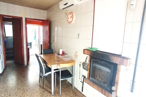 Talo myytävänä Mora d'Ebre, Tarragona, Espanja, 3 makuuhuonetta, 490 m2 No. 153221 - kuva 15