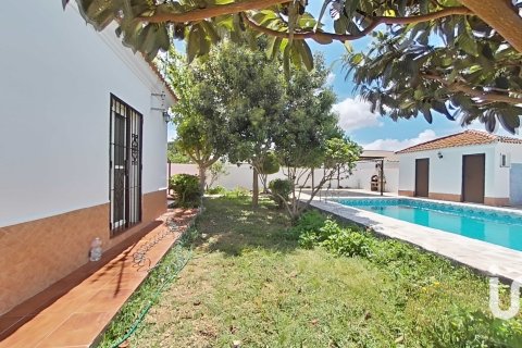 Продажа дома в Чиклана-де-ла-Фронтера, Кадис, Испания 3 спальни, 131м2 №153222 - фото 7