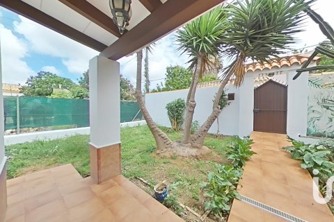 Продажа дома в Чиклана-де-ла-Фронтера, Кадис, Испания 3 спальни, 131м2 №153222 - фото 24