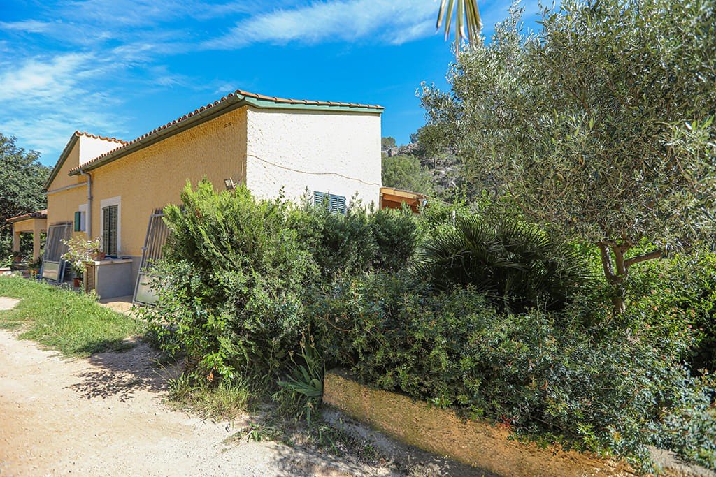 Villa en Sant Elm, Mallorca, España 6 dormitorios, 180 m2 No. 147799