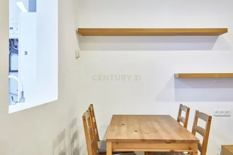Apartment for sale in Barcelona, Spain 1 bedroom, 47 sq.m. No. 166960 - photo 12