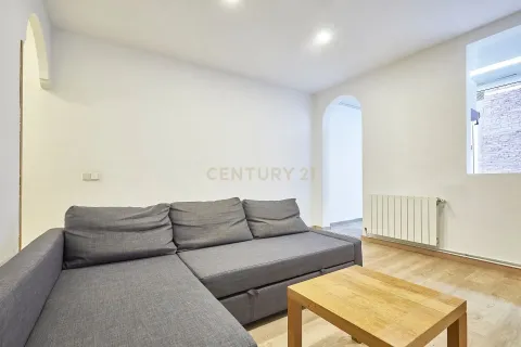 Apartment for sale in Barcelona, Spain 1 bedroom, 47 sq.m. No. 166960 - photo 9