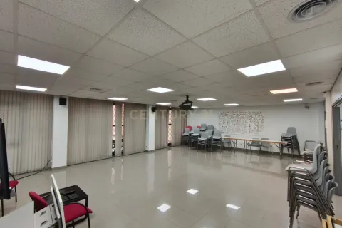 Gewerbeimmobilien zum Verkauf in L'Hospitalet de Llobregat, Barcelona, Spanien 311 m2 Nr. 166958 - Foto 6