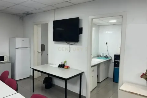 Gewerbeimmobilien zum Verkauf in L'Hospitalet de Llobregat, Barcelona, Spanien 311 m2 Nr. 166958 - Foto 5
