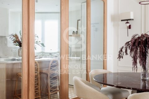 Apartment for sale in Madrid, Spain 3 bedrooms, 230 sq.m. No. 178883 - photo 26
