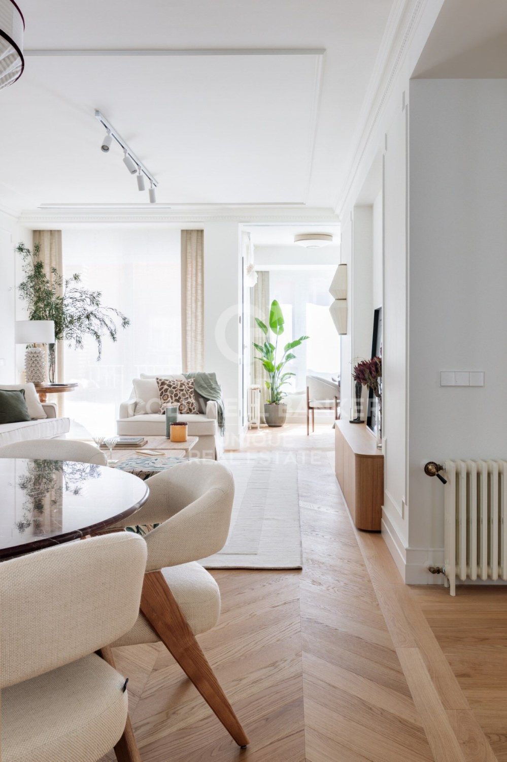 Appartamento a Madrid, Spagna 3 camere da letto, 230 mq. N° 178883
