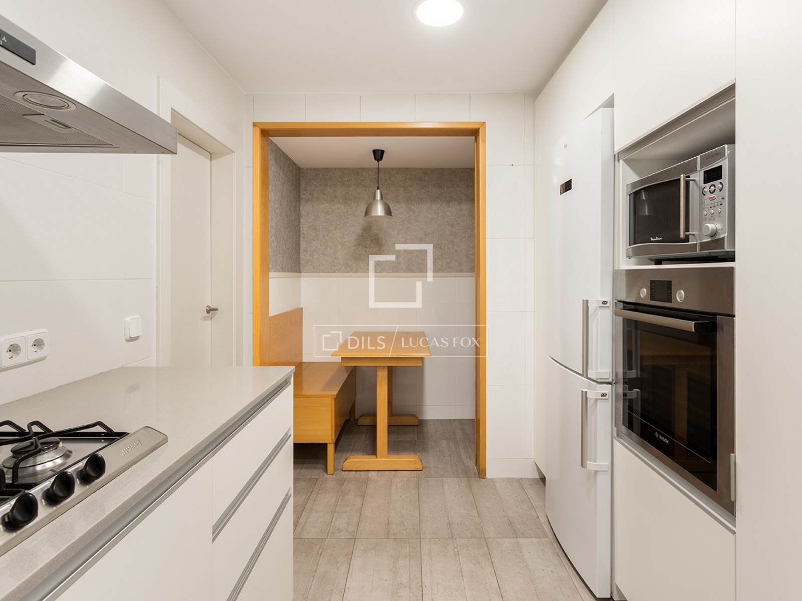 Dzīvoklis Barcelona, Spānijā 4 istabas, 130 m2 Nr. 150558