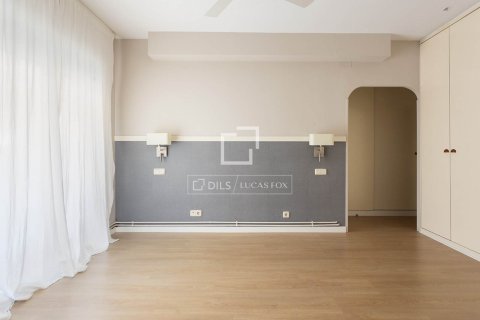 Apartment à vendre à Barcelona, Espagne, 4 chambres, 130 m2 No. 150558 - photo 22