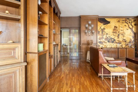 Dzīvoklis pārdošanā Barcelona, Spānijā 5 istabas, 190 m2 Nr. 150556 - attēls 15