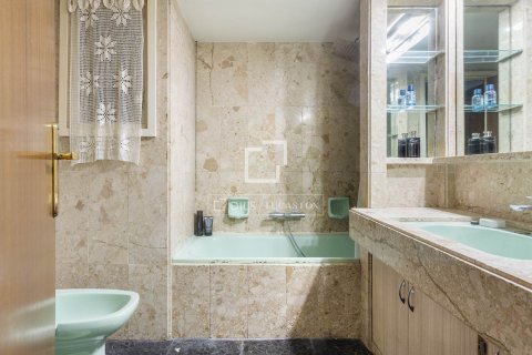 Dzīvoklis pārdošanā Barcelona, Spānijā 5 istabas, 190 m2 Nr. 150556 - attēls 26