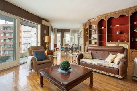 Dzīvoklis pārdošanā Barcelona, Spānijā 5 istabas, 190 m2 Nr. 150556 - attēls 5