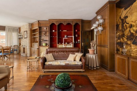 Dzīvoklis pārdošanā Barcelona, Spānijā 5 istabas, 190 m2 Nr. 150556 - attēls 11