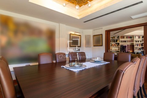 Villa for sale in Valldoreix, Barcelona, Spain 7 bedrooms, 734 sq.m. No. 150557 - photo 5