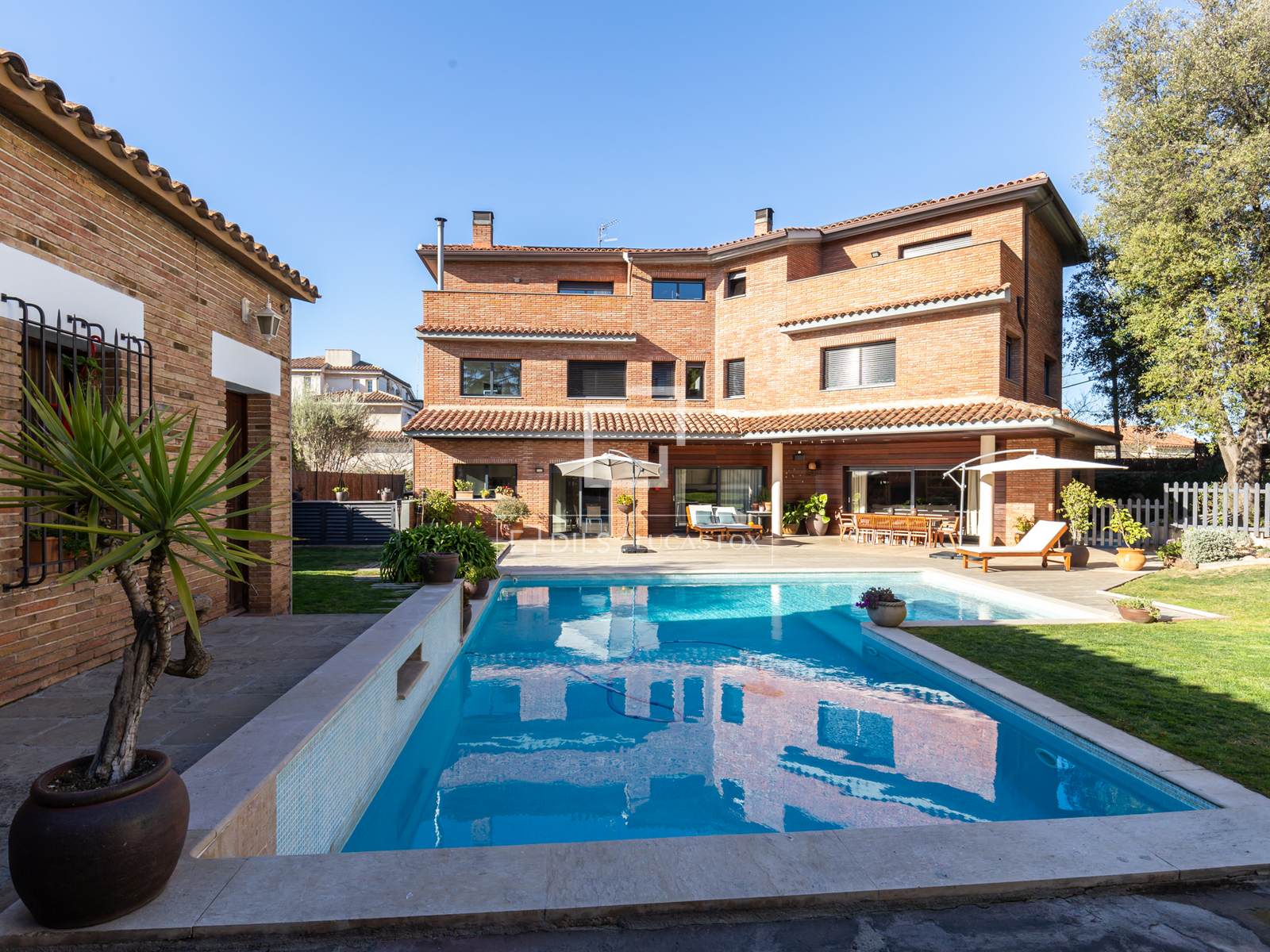 Villa in Sant Cugat Del Valles, Barcelona, Spanien 7 Schlafzimmer, 734 m2 Nr. 150557