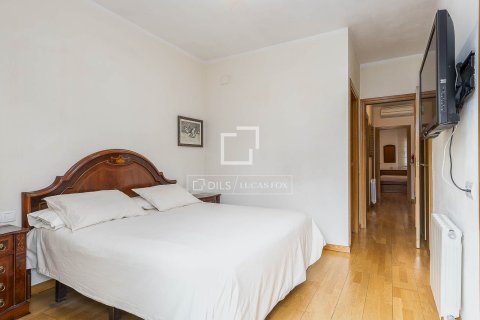 Penthouse w Barcelona, Hiszpania 4 sypialnie, 127 mkw. nr 150555 – zdjęcie 27