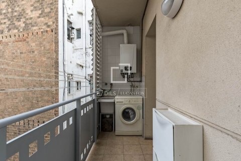 Penthouse w Barcelona, Hiszpania 4 sypialnie, 127 mkw. nr 150555 – zdjęcie 13