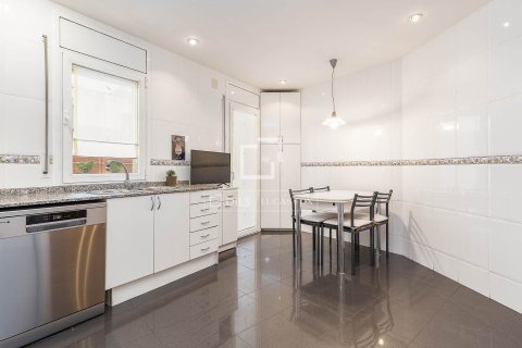 Penthouse w Barcelona, Hiszpania 4 sypialnie, 127 mkw. nr 150555 – zdjęcie 11
