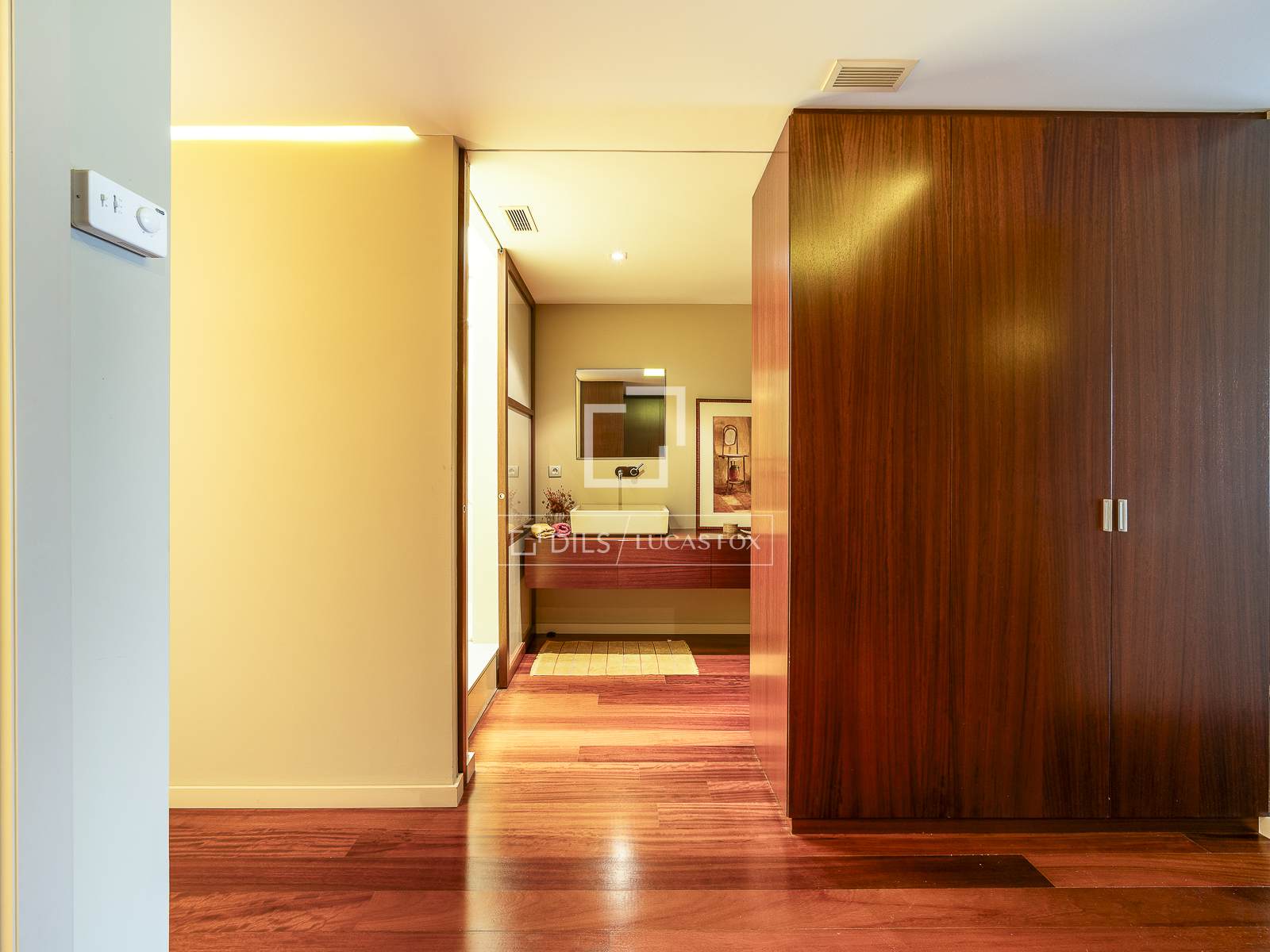 Apartment in Barcelona, Spain 3 bedrooms, 230 sq.m. No. 150554