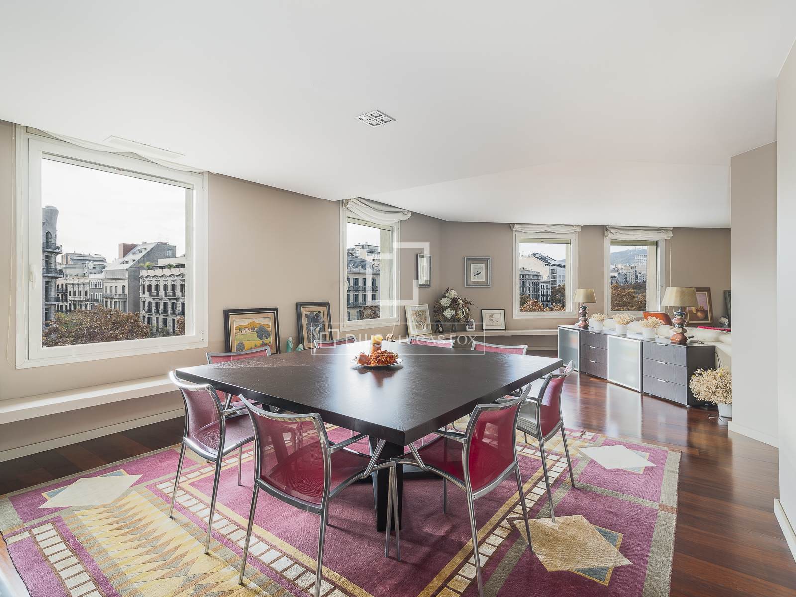 Apartment in Barcelona, Spain 3 bedrooms, 230 sq.m. No. 150554