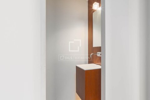 Apartment à vendre à Barcelona, Espagne, 3 chambres, 230 m2 No. 150554 - photo 19