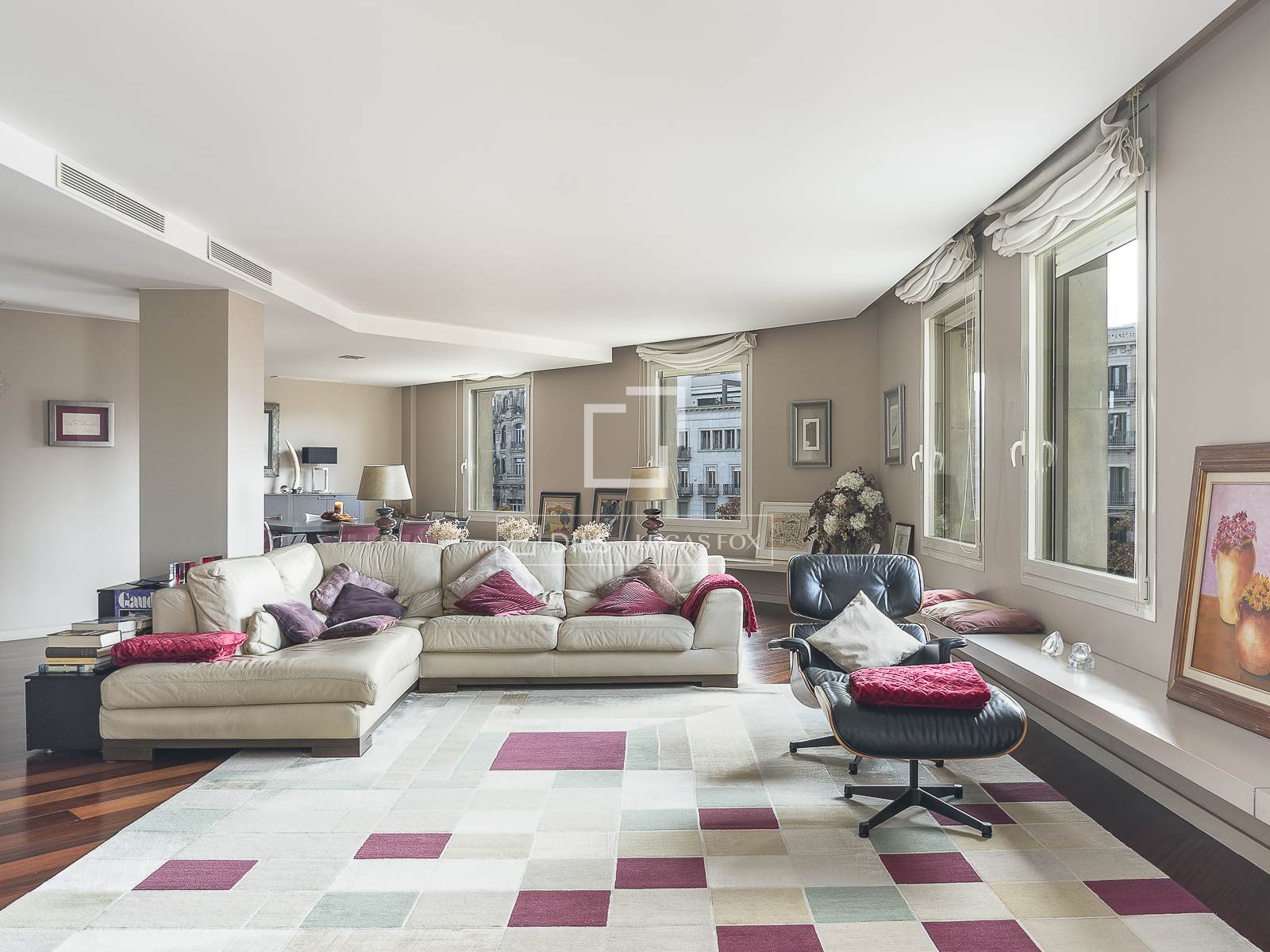 Apartment in Barcelona, Spain 3 bedrooms, 230 sq.m. No. 150554