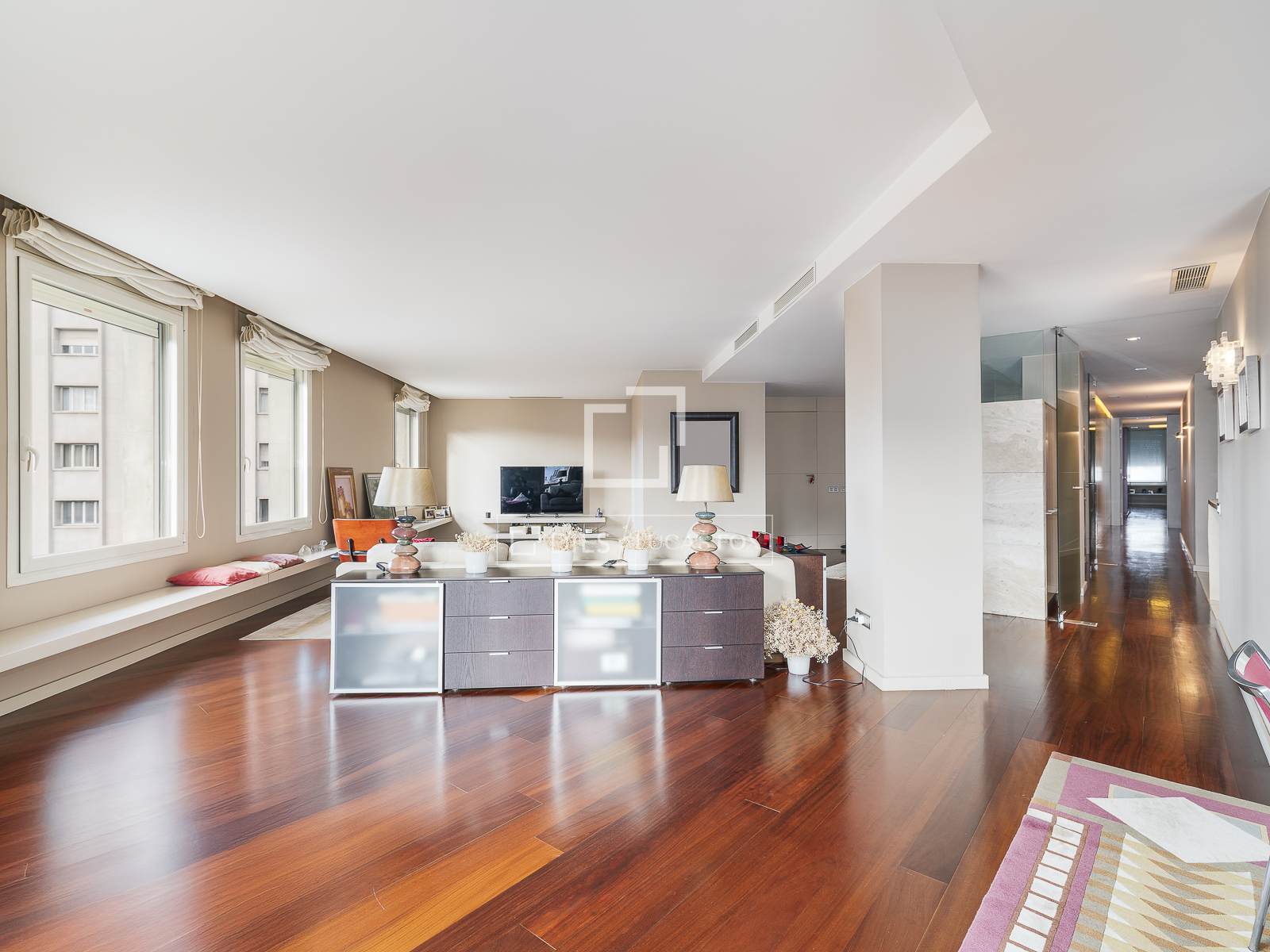 Apartment in Barcelona, Spain 3 bedrooms, 230 sq.m. No. 150554