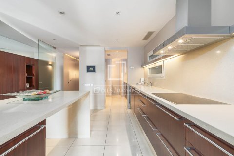 Apartment à vendre à Barcelona, Espagne, 3 chambres, 230 m2 No. 150554 - photo 18