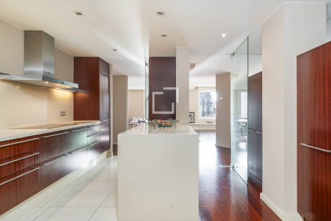 Apartment à vendre à Barcelona, Espagne, 3 chambres, 230 m2 No. 150554 - photo 14