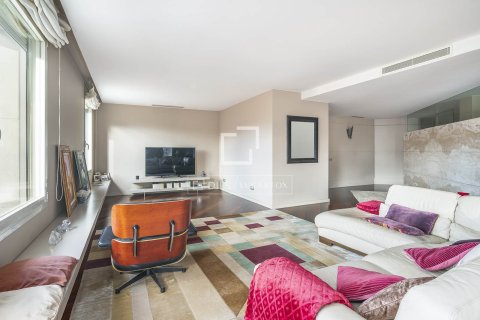 Apartment à vendre à Barcelona, Espagne, 3 chambres, 230 m2 No. 150554 - photo 6