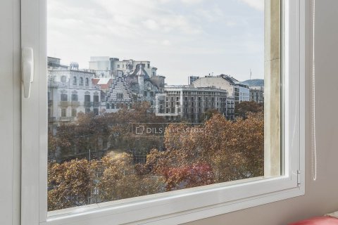 Apartment à vendre à Barcelona, Espagne, 3 chambres, 230 m2 No. 150554 - photo 4