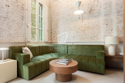 Apartment à vendre à Barcelona, Espagne, 2 chambres, 64 m2 No. 150553 - photo 3