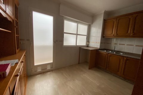 Apartment for sale Torrevieja, Alicante, Spain 4 bedrooms, 152 sq.m. No. 113189 - photo 7